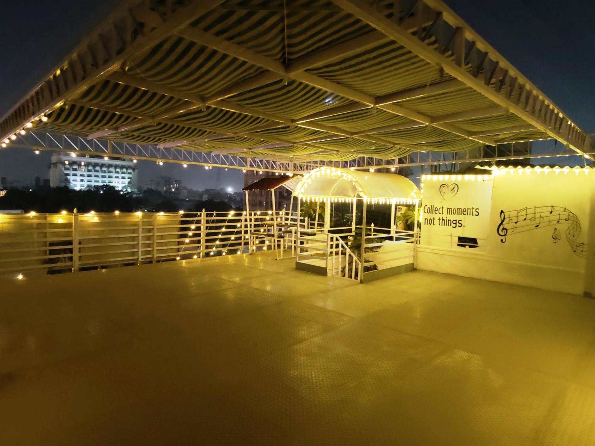 Hotel Ur Prayagraj Exterior foto