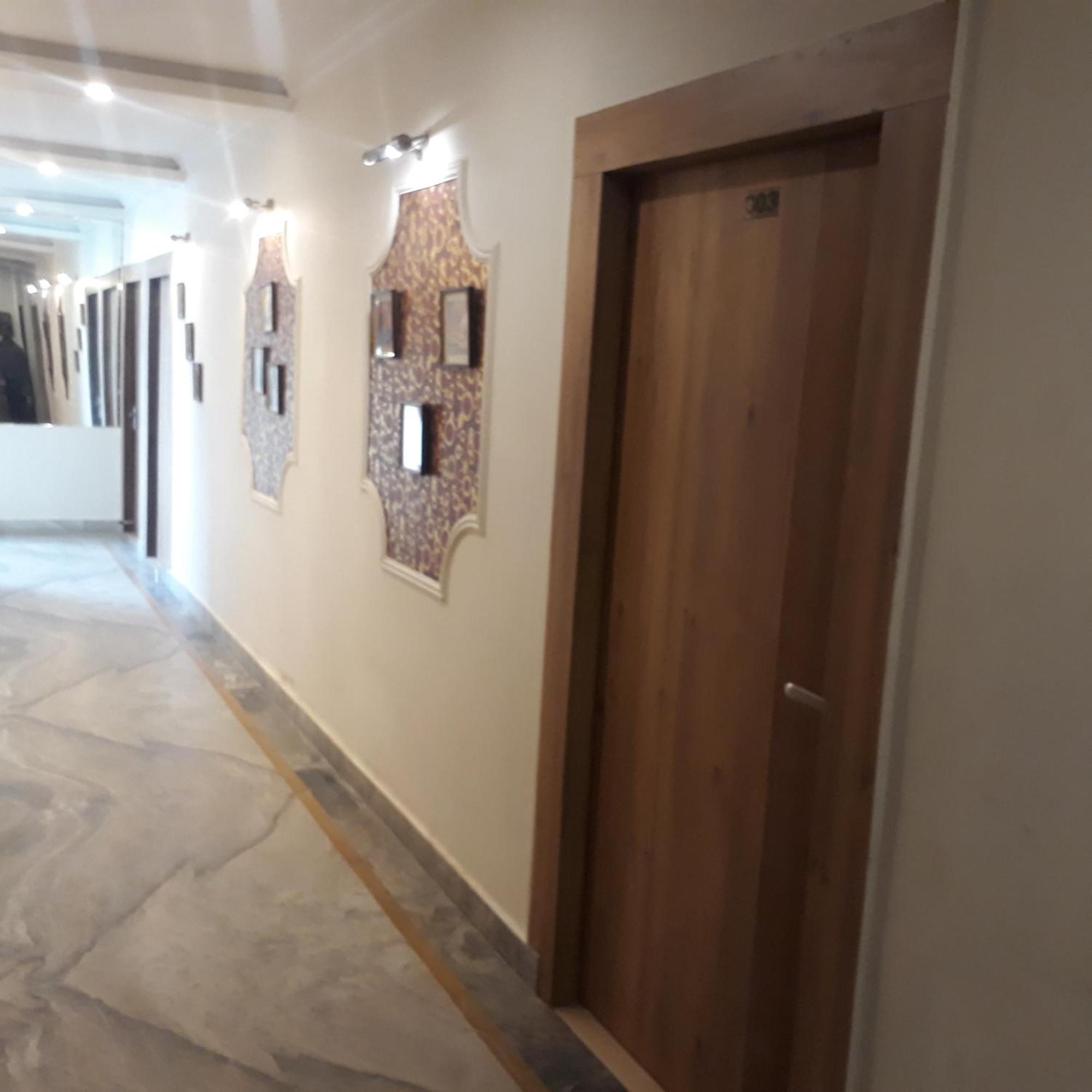 Hotel Ur Prayagraj Exterior foto
